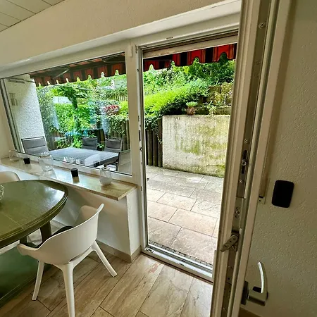 Schöne Mit Großem Garten