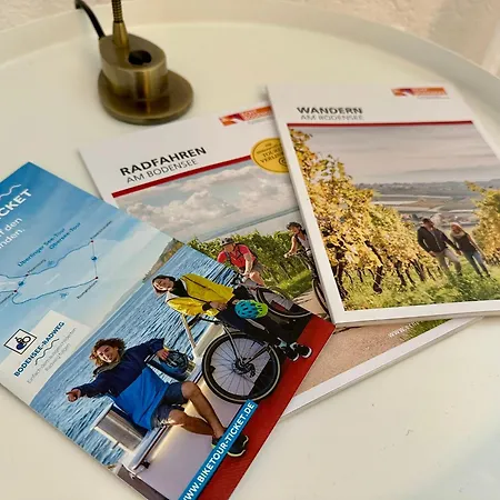 Schoene Mit Grossem Garten 아파트