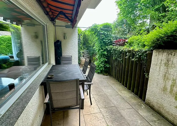 شقة Schoene Mit Grossem Garten *